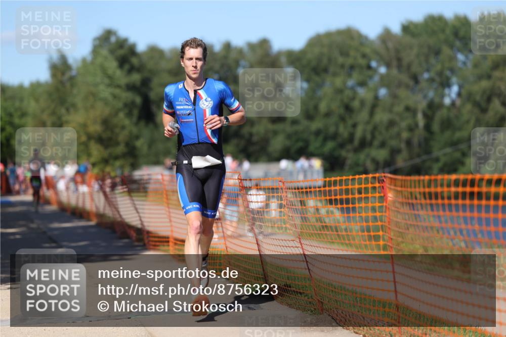 07.09.2025 - 19. Norderstedt Triathlon Michael Strokosch http://msf.ph/oto/8756323 07.09.2025 14:54:03 Laufen 1017, 1038, 1040 meine-sportfotos.de