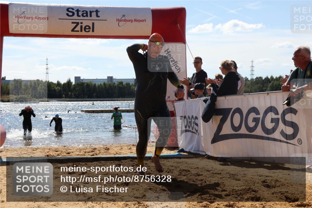 07.09.2025 - 19. Norderstedt Triathlon Luisa Fischer http://msf.ph/oto/8756328 07.09.2025 13:27:56 Schwimmen 876, 975, 1034 meine-sportfotos.de