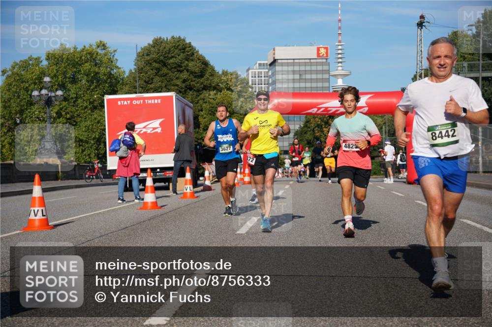 07.09.2025 - BARMER Alsterlauf Yannick Fuchs http://msf.ph/oto/8756333 07.09.2025 09:38:13 Laufen 3627, 172, 4825, 8442 meine-sportfotos.de