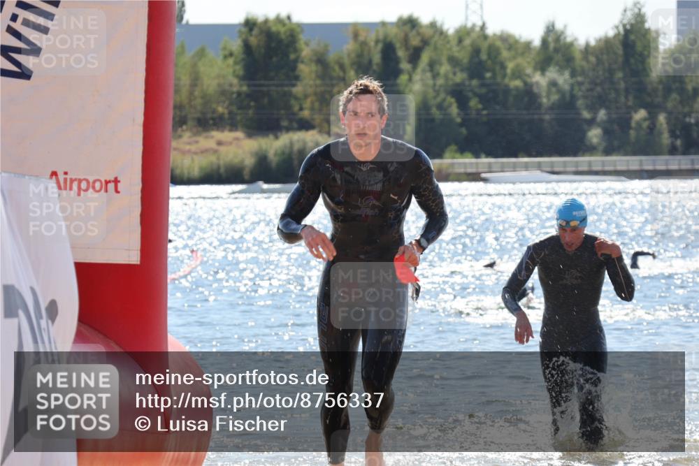 07.09.2025 - 19. Norderstedt Triathlon Luisa Fischer http://msf.ph/oto/8756337 07.09.2025 13:28:00 Schwimmen 388, 876, 975, 1034 meine-sportfotos.de