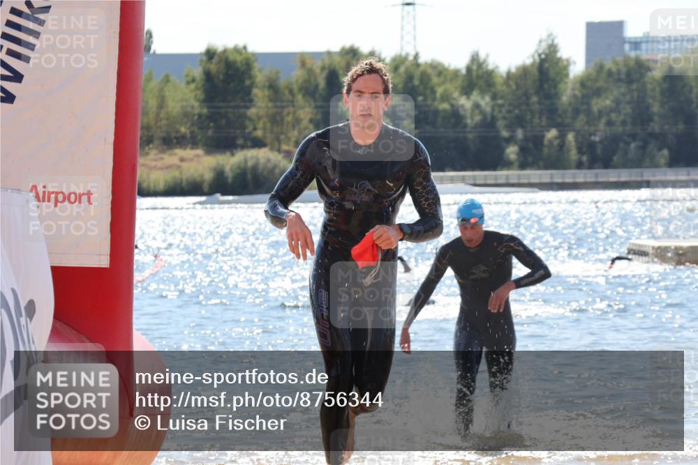 07.09.2025 - 19. Norderstedt Triathlon Luisa Fischer http://msf.ph/oto/8756344 07.09.2025 13:28:01 Schwimmen 388, 876, 1034 meine-sportfotos.de