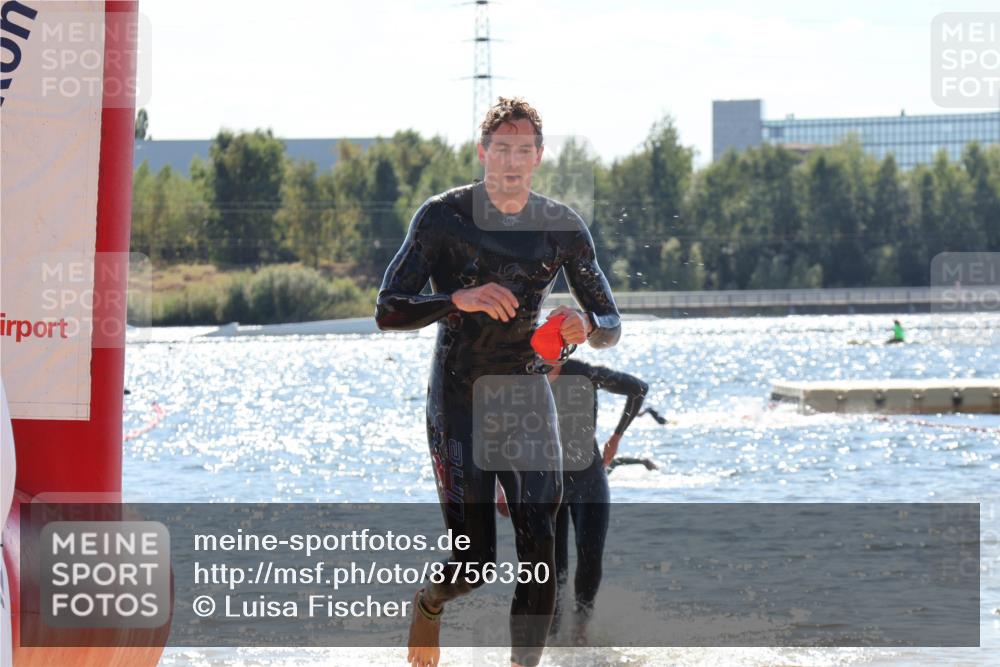 07.09.2025 - 19. Norderstedt Triathlon Luisa Fischer http://msf.ph/oto/8756350 07.09.2025 13:28:01 Schwimmen 388, 876, 1034 meine-sportfotos.de