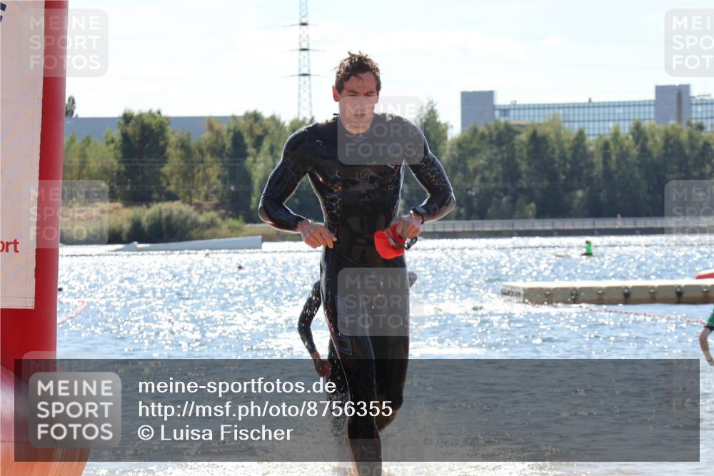 07.09.2025 - 19. Norderstedt Triathlon Luisa Fischer http://msf.ph/oto/8756355 07.09.2025 13:28:01 Schwimmen 388, 876, 1034 meine-sportfotos.de