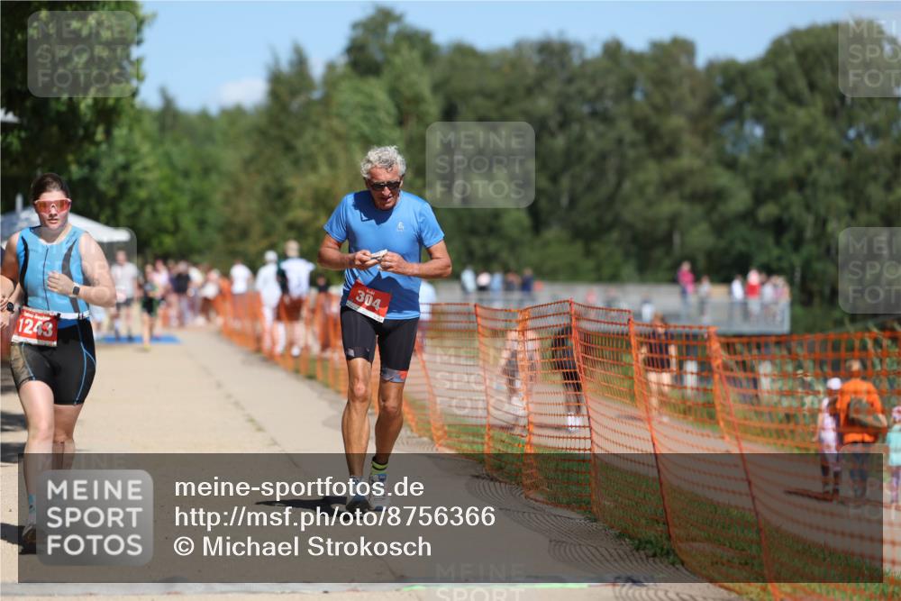 07.09.2025 - 19. Norderstedt Triathlon Michael Strokosch http://msf.ph/oto/8756366 07.09.2025 13:12:08 Laufen 304, 700, 1243 meine-sportfotos.de