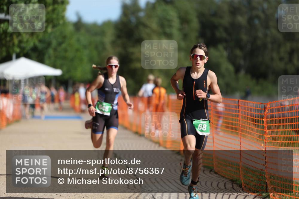 07.09.2025 - 19. Norderstedt Triathlon Michael Strokosch http://msf.ph/oto/8756367 07.09.2025 10:42:17 Laufen 68, 86, 648 meine-sportfotos.de