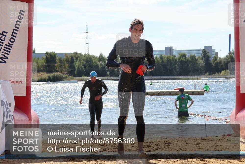 07.09.2025 - 19. Norderstedt Triathlon Luisa Fischer http://msf.ph/oto/8756369 07.09.2025 13:28:02 Schwimmen 388, 876, 1034 meine-sportfotos.de