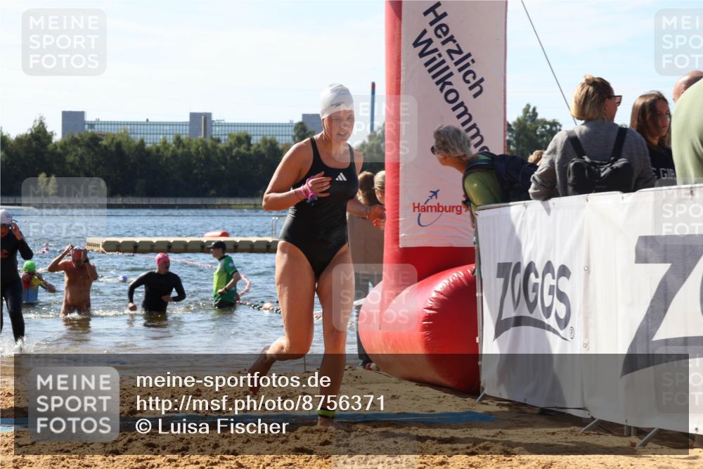 07.09.2025 - 19. Norderstedt Triathlon Luisa Fischer http://msf.ph/oto/8756371 07.09.2025 11:45:58 Schwimmen 213, 727, 780 meine-sportfotos.de
