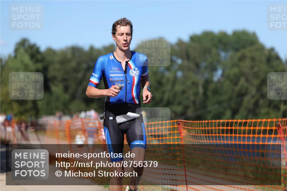 07.09.2025 - 19. Norderstedt Triathlon Michael Strokosch http://msf.ph/oto/8756379 07.09.2025 14:54:04 Laufen 1017, 1038, 1040 meine-sportfotos.de