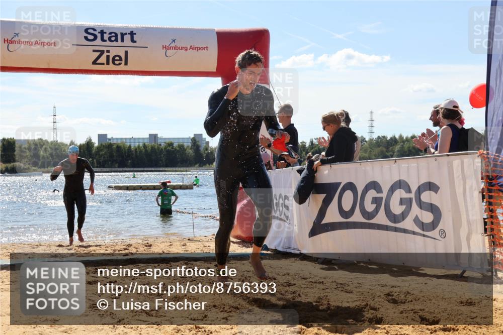07.09.2025 - 19. Norderstedt Triathlon Luisa Fischer http://msf.ph/oto/8756393 07.09.2025 13:28:04 Schwimmen 388, 876, 1034 meine-sportfotos.de