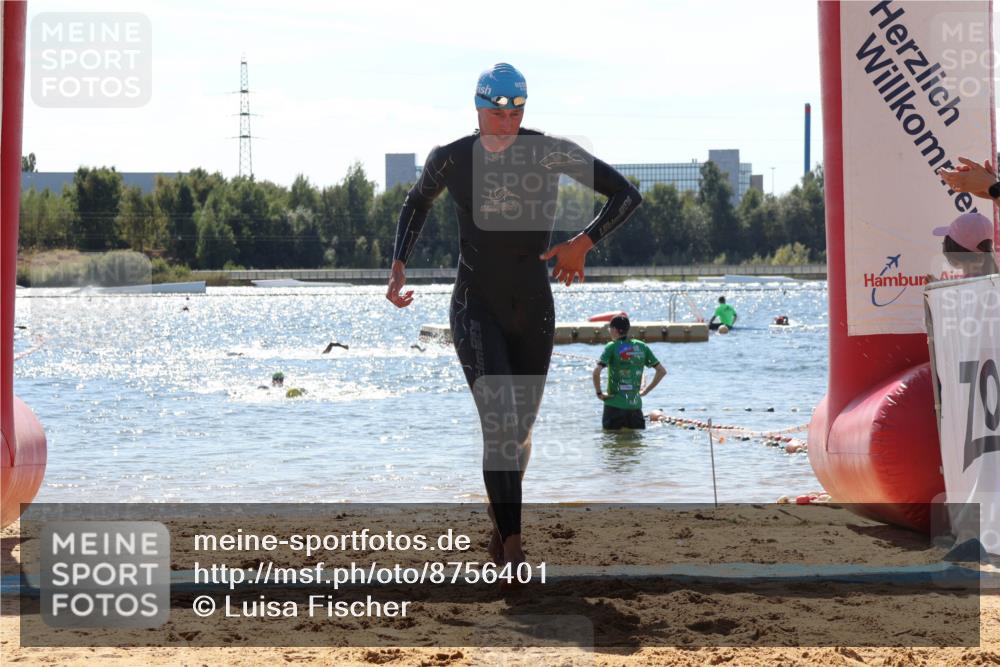 07.09.2025 - 19. Norderstedt Triathlon Luisa Fischer http://msf.ph/oto/8756401 07.09.2025 13:28:05 Schwimmen 388, 876, 1034 meine-sportfotos.de