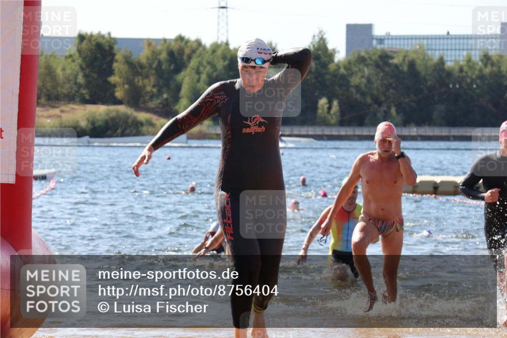 07.09.2025 - 19. Norderstedt Triathlon Luisa Fischer http://msf.ph/oto/8756404 07.09.2025 11:46:03 Schwimmen 213, 715, 727, 780, 1247 meine-sportfotos.de