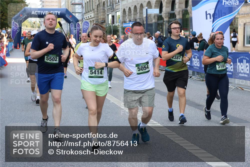 07.09.2025 - BARMER Alsterlauf Strokosch-Dieckow http://msf.ph/oto/8756413 07.09.2025 10:13:58 Ziel 2129, 2166, 2225, 2232, 2296, 2403, 2688, 2712, 2873, 2929, 2930, 3236, 3346, 3503, 3504, 3697, 3734, 3735, 3929, 4213, 4489, 4553, 4699, 5062, 5277, 5278, 5468, 5795, 6145, 6165, 6282, 6284, 6337, 8101, 8120, 8224, 8257 meine-sportfotos.de