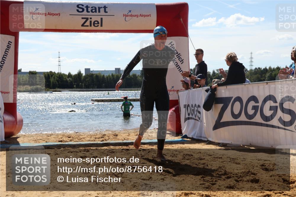 07.09.2025 - 19. Norderstedt Triathlon Luisa Fischer http://msf.ph/oto/8756418 07.09.2025 13:28:06 Schwimmen 388, 876, 1034 meine-sportfotos.de