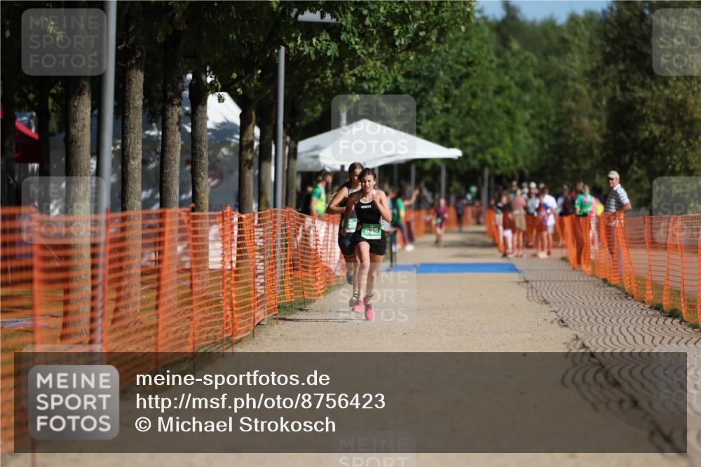 07.09.2025 - 19. Norderstedt Triathlon Michael Strokosch http://msf.ph/oto/8756423 07.09.2025 11:01:10 Laufen 120 meine-sportfotos.de