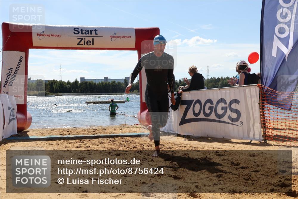 07.09.2025 - 19. Norderstedt Triathlon Luisa Fischer http://msf.ph/oto/8756424 07.09.2025 13:28:06 Schwimmen 388, 876, 1034 meine-sportfotos.de