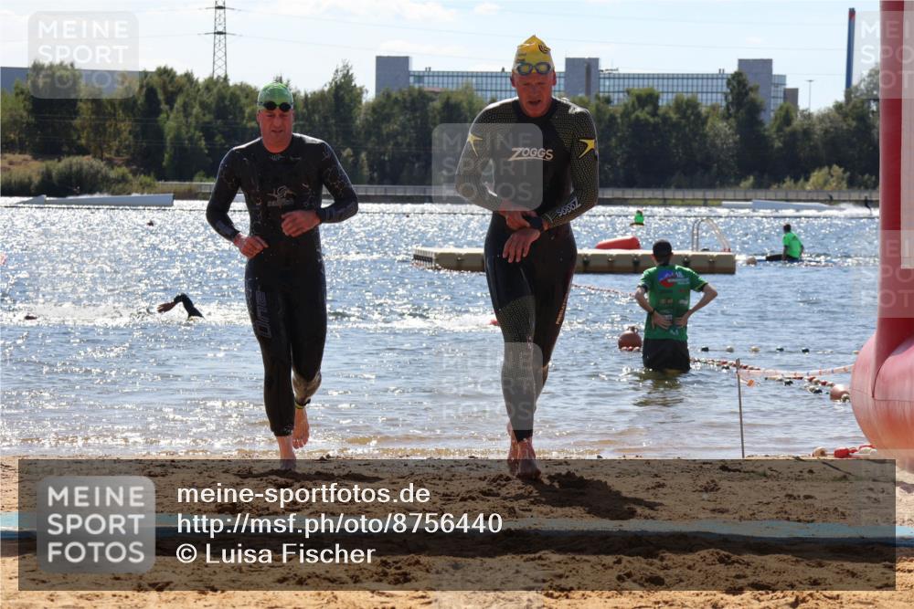 07.09.2025 - 19. Norderstedt Triathlon Luisa Fischer http://msf.ph/oto/8756440 07.09.2025 13:28:24 Schwimmen 366, 984 meine-sportfotos.de