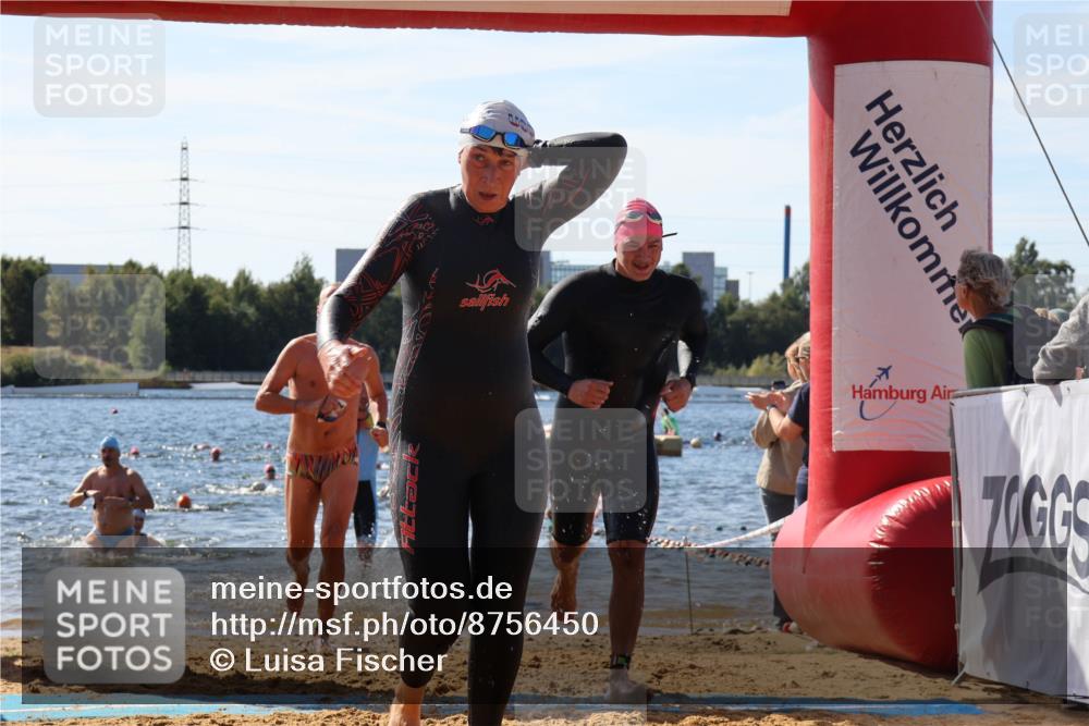 07.09.2025 - 19. Norderstedt Triathlon Luisa Fischer http://msf.ph/oto/8756450 07.09.2025 11:46:05 Schwimmen 213, 715, 780, 1247, 1329 meine-sportfotos.de