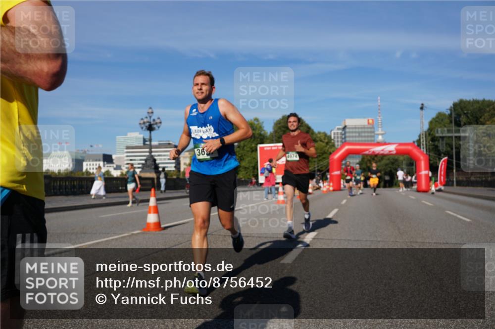 07.09.2025 - BARMER Alsterlauf Yannick Fuchs http://msf.ph/oto/8756452 07.09.2025 09:38:16 Laufen 36, 4974 meine-sportfotos.de