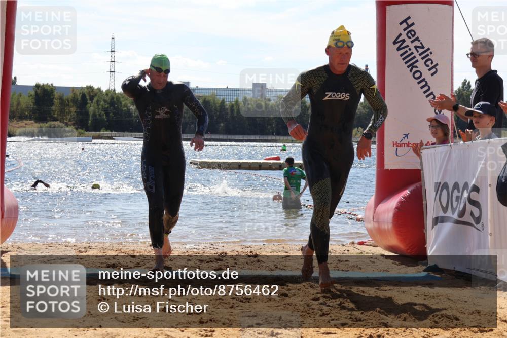 07.09.2025 - 19. Norderstedt Triathlon Luisa Fischer http://msf.ph/oto/8756462 07.09.2025 13:28:25 Schwimmen 366, 984 meine-sportfotos.de