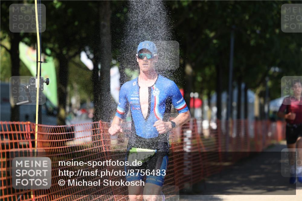07.09.2025 - 19. Norderstedt Triathlon Michael Strokosch http://msf.ph/oto/8756483 07.09.2025 14:54:11 Laufen 981, 1038, 1465 meine-sportfotos.de