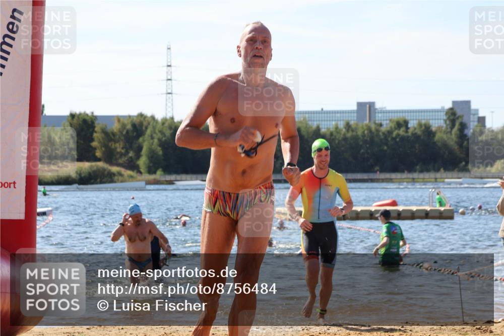 07.09.2025 - 19. Norderstedt Triathlon Luisa Fischer http://msf.ph/oto/8756484 07.09.2025 11:46:08 Schwimmen 182, 213, 715, 780, 1247, 1329 meine-sportfotos.de