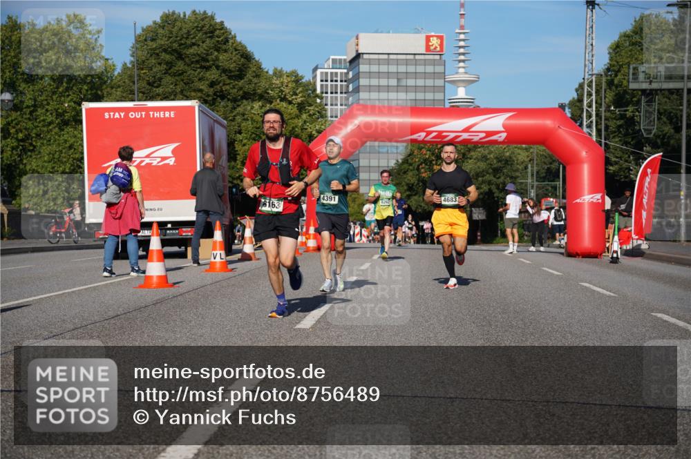 07.09.2025 - BARMER Alsterlauf Yannick Fuchs http://msf.ph/oto/8756489 07.09.2025 09:38:18 Laufen 8163, 4391, 4683, 6262 meine-sportfotos.de