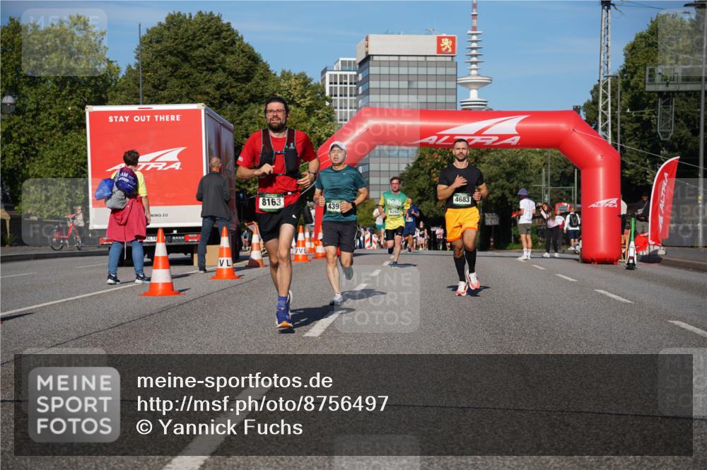 07.09.2025 - BARMER Alsterlauf Yannick Fuchs http://msf.ph/oto/8756497 07.09.2025 09:38:18 Laufen 8163, 4683, 439, 6262 meine-sportfotos.de