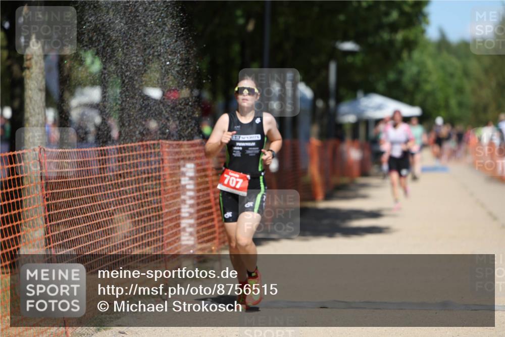 07.09.2025 - 19. Norderstedt Triathlon Michael Strokosch http://msf.ph/oto/8756515 07.09.2025 13:12:22 Laufen 707, 1263 meine-sportfotos.de