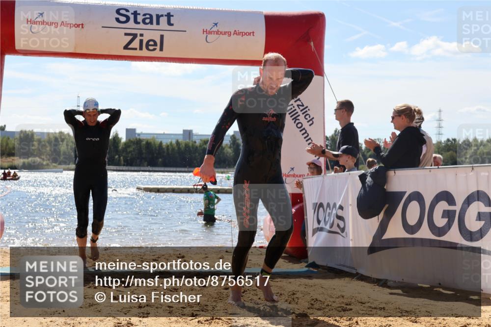 07.09.2025 - 19. Norderstedt Triathlon Luisa Fischer http://msf.ph/oto/8756517 07.09.2025 13:28:43 Schwimmen 962, 979, 1040 meine-sportfotos.de