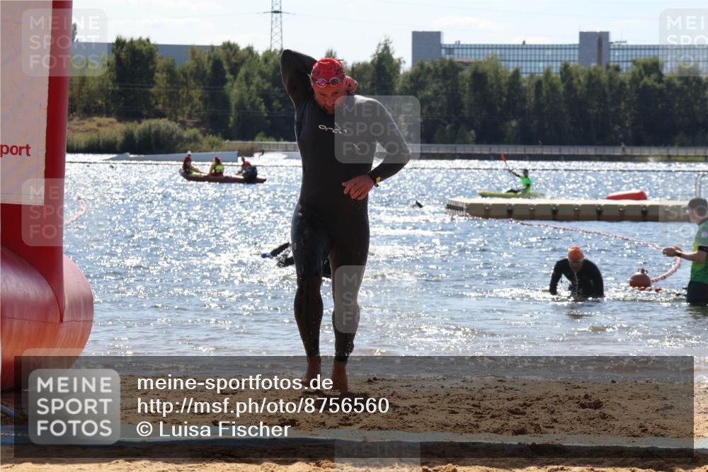 07.09.2025 - 19. Norderstedt Triathlon Luisa Fischer http://msf.ph/oto/8756560 07.09.2025 13:29:16 Schwimmen 972 meine-sportfotos.de