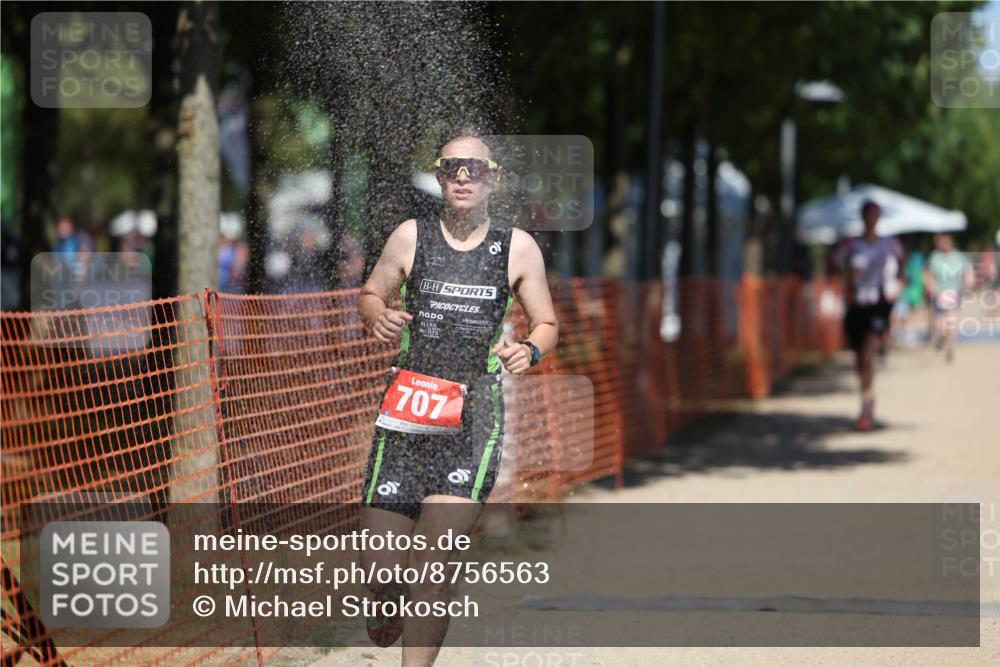 07.09.2025 - 19. Norderstedt Triathlon Michael Strokosch http://msf.ph/oto/8756563 07.09.2025 13:12:22 Laufen 707, 1263 meine-sportfotos.de