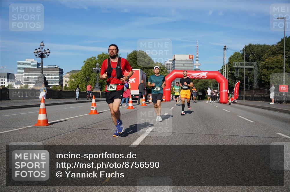 07.09.2025 - BARMER Alsterlauf Yannick Fuchs http://msf.ph/oto/8756590 07.09.2025 09:38:20 Laufen 8163, 4391, 4683 meine-sportfotos.de