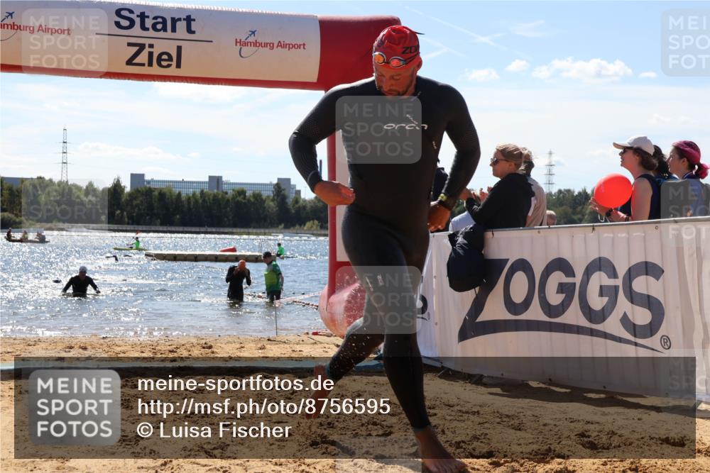 07.09.2025 - 19. Norderstedt Triathlon Luisa Fischer http://msf.ph/oto/8756595 07.09.2025 13:29:18 Schwimmen 972 meine-sportfotos.de