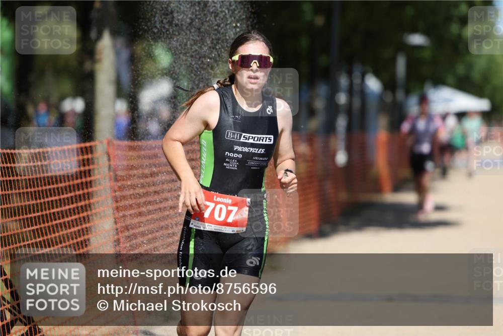 07.09.2025 - 19. Norderstedt Triathlon Michael Strokosch http://msf.ph/oto/8756596 07.09.2025 13:12:23 Laufen 707, 1263 meine-sportfotos.de