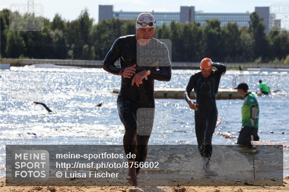 07.09.2025 - 19. Norderstedt Triathlon Luisa Fischer http://msf.ph/oto/8756602 07.09.2025 13:29:26 Schwimmen 972, 1041, 1457 meine-sportfotos.de