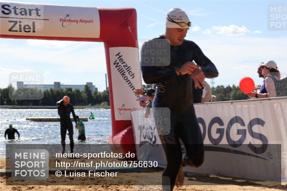 07.09.2025 - 19. Norderstedt Triathlon Luisa Fischer http://msf.ph/oto/8756630 07.09.2025 13:29:28 Schwimmen 972, 1041, 1457 meine-sportfotos.de