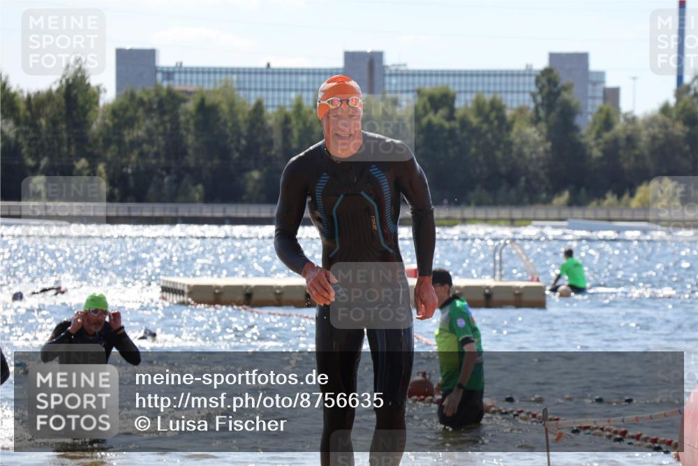 07.09.2025 - 19. Norderstedt Triathlon Luisa Fischer http://msf.ph/oto/8756635 07.09.2025 13:29:30 Schwimmen 1041, 1457 meine-sportfotos.de