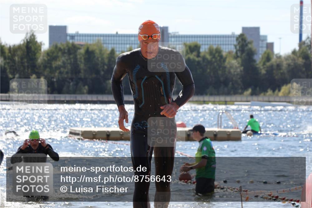 07.09.2025 - 19. Norderstedt Triathlon Luisa Fischer http://msf.ph/oto/8756643 07.09.2025 13:29:31 Schwimmen 1011, 1041, 1457 meine-sportfotos.de