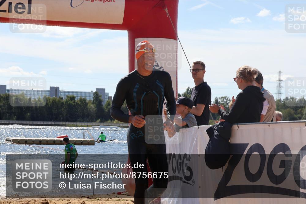 07.09.2025 - 19. Norderstedt Triathlon Luisa Fischer http://msf.ph/oto/8756675 07.09.2025 13:29:34 Schwimmen 422, 1011, 1041, 1457 meine-sportfotos.de