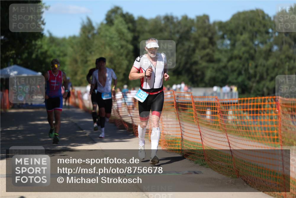 07.09.2025 - 19. Norderstedt Triathlon Michael Strokosch http://msf.ph/oto/8756678 07.09.2025 14:54:28 Laufen 388, 393, 422, 1020 meine-sportfotos.de