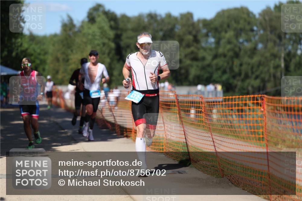 07.09.2025 - 19. Norderstedt Triathlon Michael Strokosch http://msf.ph/oto/8756702 07.09.2025 14:54:28 Laufen 388, 393, 422, 1020 meine-sportfotos.de