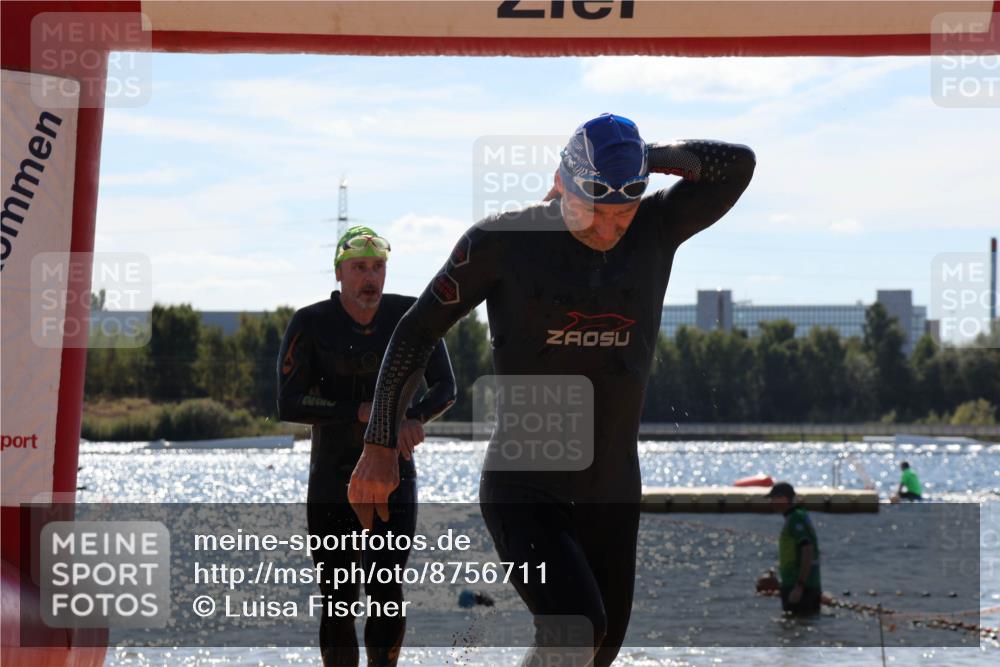 07.09.2025 - 19. Norderstedt Triathlon Luisa Fischer http://msf.ph/oto/8756711 07.09.2025 13:29:38 Schwimmen 422, 1011, 1041, 1457 meine-sportfotos.de