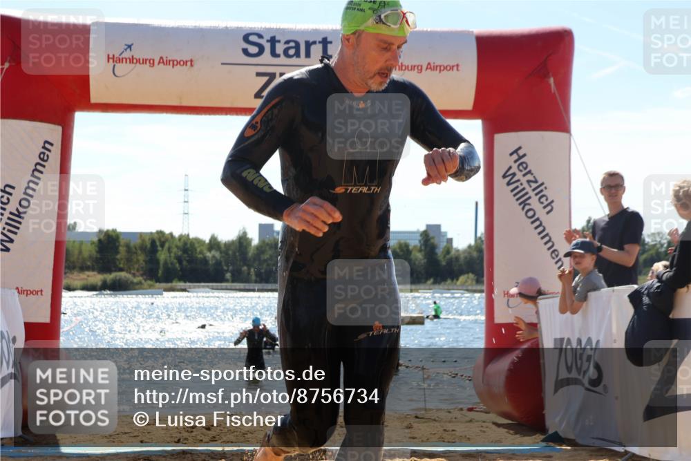 07.09.2025 - 19. Norderstedt Triathlon Luisa Fischer http://msf.ph/oto/8756734 07.09.2025 13:29:40 Schwimmen 422, 1011, 1457 meine-sportfotos.de