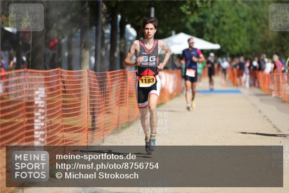 07.09.2025 - 19. Norderstedt Triathlon Michael Strokosch http://msf.ph/oto/8756754 07.09.2025 12:04:07 Laufen 279, 1183, 1278, 1306 meine-sportfotos.de