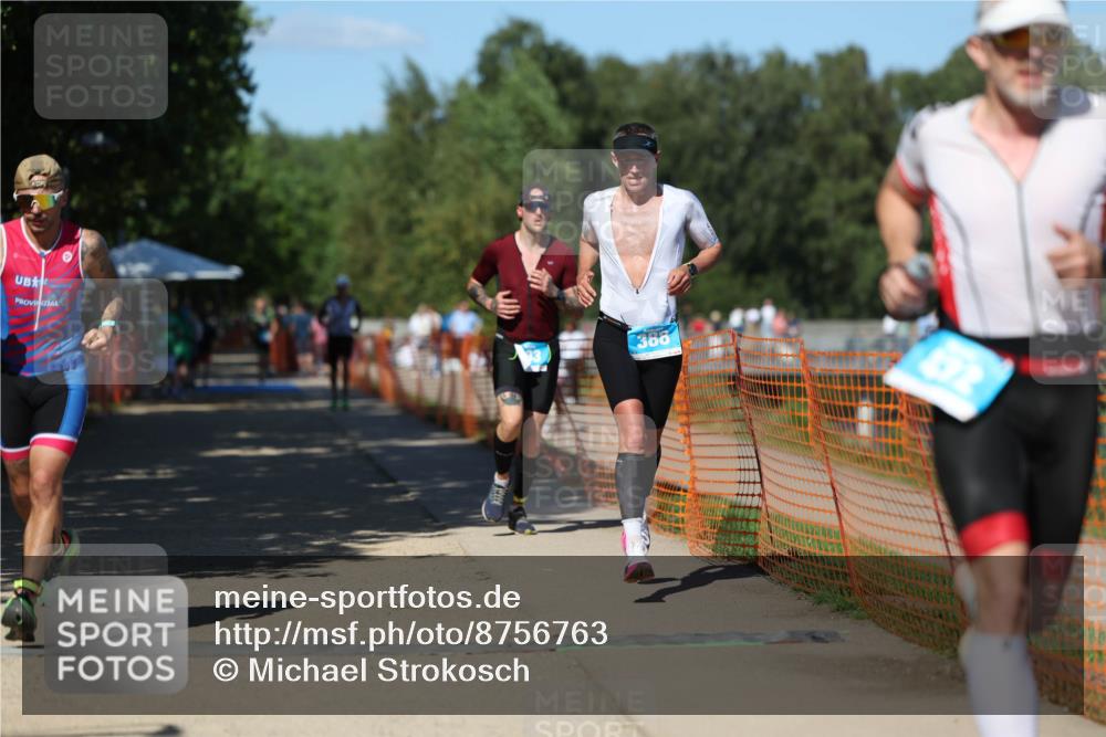 07.09.2025 - 19. Norderstedt Triathlon Michael Strokosch http://msf.ph/oto/8756763 07.09.2025 14:54:30 Laufen 388, 393, 422, 1020 meine-sportfotos.de