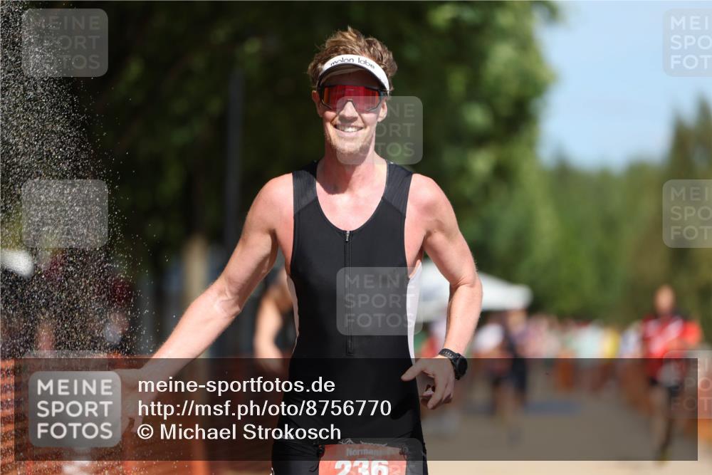 07.09.2025 - 19. Norderstedt Triathlon Michael Strokosch http://msf.ph/oto/8756770 07.09.2025 12:50:34 Laufen 182, 236, 308, 1307 meine-sportfotos.de