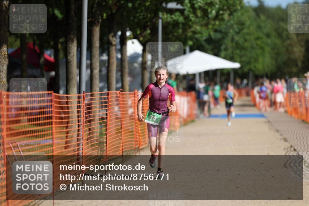 07.09.2025 - 19. Norderstedt Triathlon Michael Strokosch http://msf.ph/oto/8756771 07.09.2025 11:01:37 Laufen 74 meine-sportfotos.de