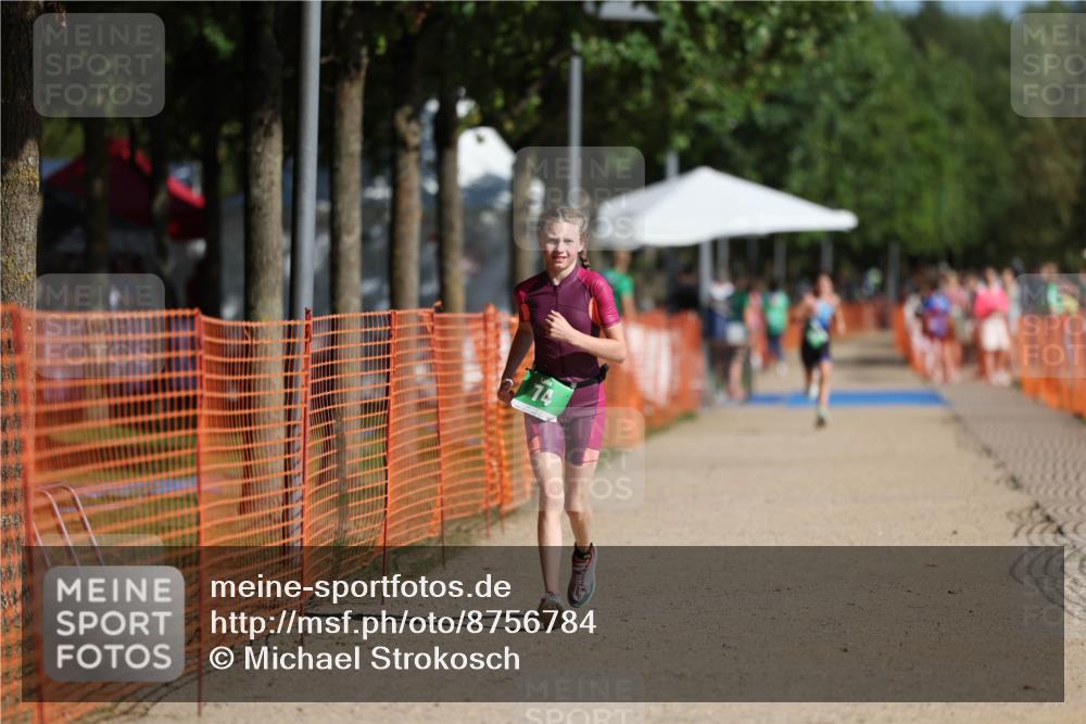 07.09.2025 - 19. Norderstedt Triathlon Michael Strokosch http://msf.ph/oto/8756784 07.09.2025 11:01:37 Laufen 74 meine-sportfotos.de