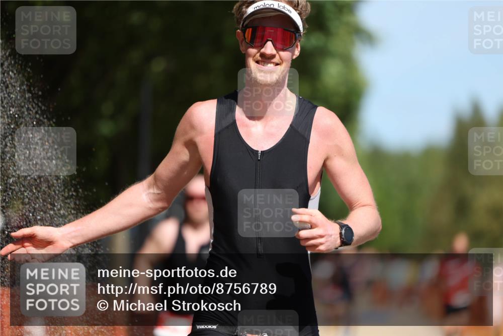 07.09.2025 - 19. Norderstedt Triathlon Michael Strokosch http://msf.ph/oto/8756789 07.09.2025 12:50:34 Laufen 182, 236, 308, 1307 meine-sportfotos.de