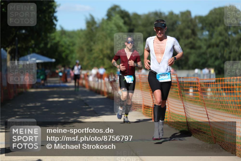 07.09.2025 - 19. Norderstedt Triathlon Michael Strokosch http://msf.ph/oto/8756797 07.09.2025 14:54:31 Laufen 388, 393, 422, 1020 meine-sportfotos.de